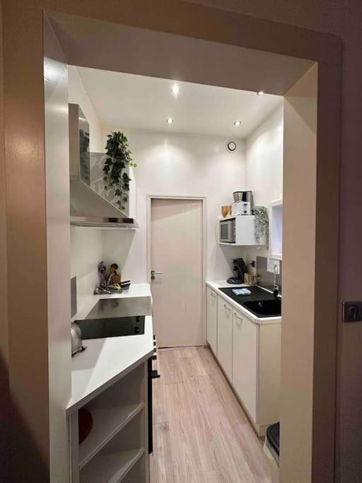 Ferienwohnung Le Bacchus - Hypercentre De Reims Exterior foto